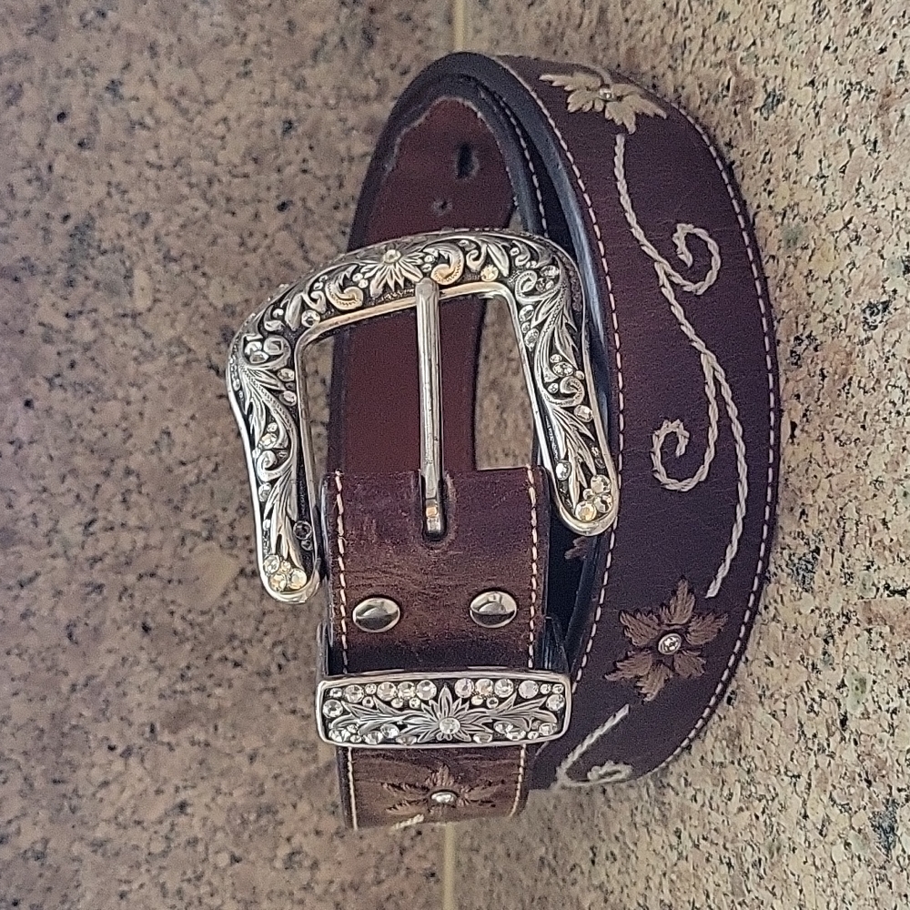  Women's Rhinestone Western Belt